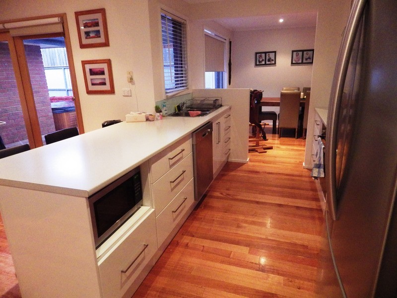 24 Chevalier Crescent, Mooroolbark VIC 3138