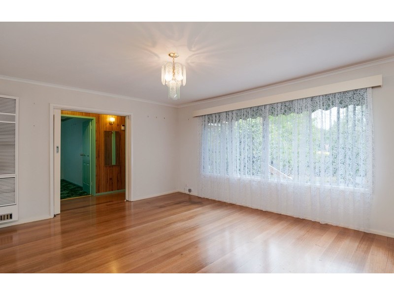 44 Blackburn Road, Mooroolbark VIC 3138