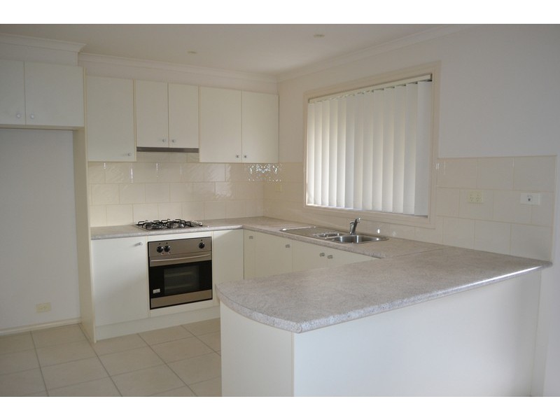 19 Neville Street, Ringwood VIC 3134