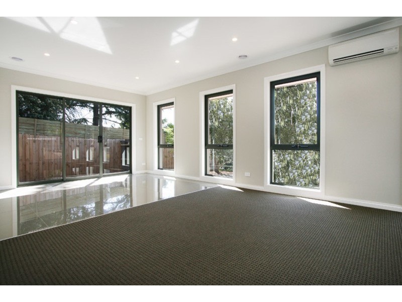 1,7,8,9/37 Tamworth Road, Kilsyth VIC 3137