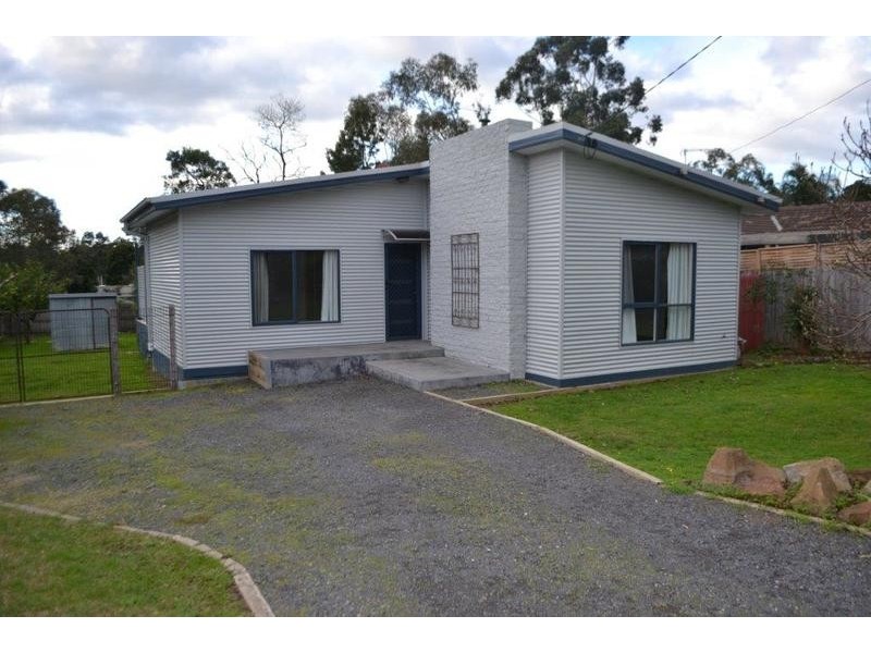 43 Terrigal Crescent, Kilsyth VIC 3137