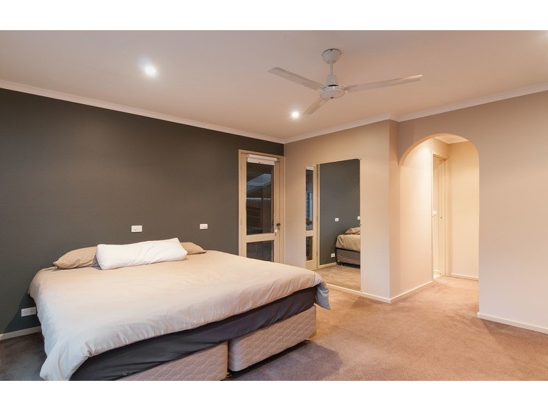 114 Edward Road, Chirnside Park VIC 3116