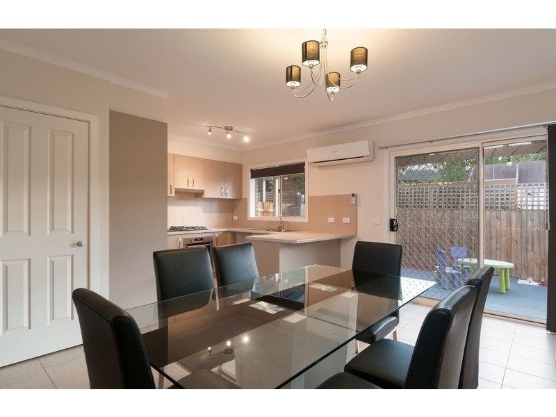 7/15-17 Manchester Road, Mooroolbark VIC 3138