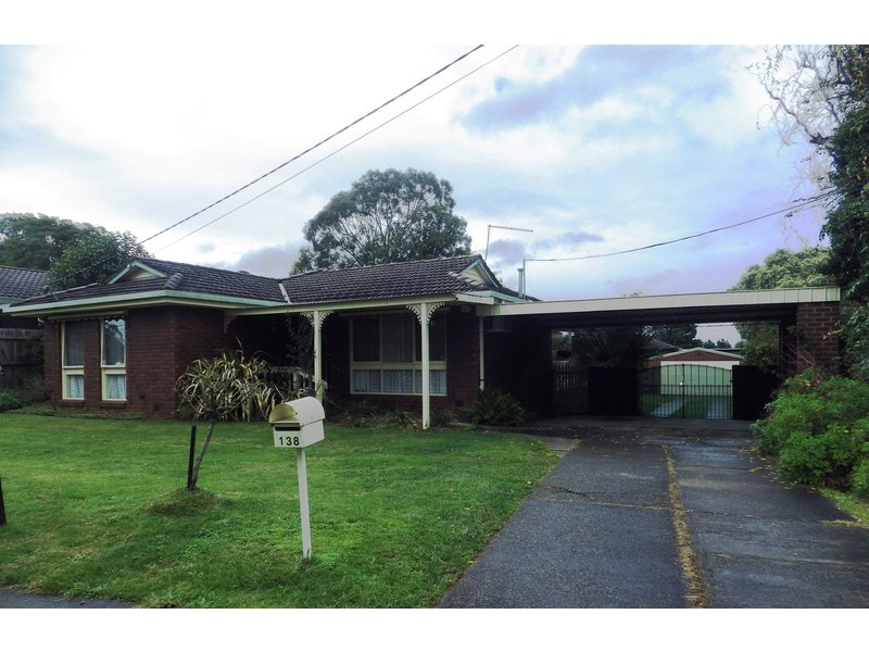 138 Hayrick Lane, Mooroolbark VIC 3138