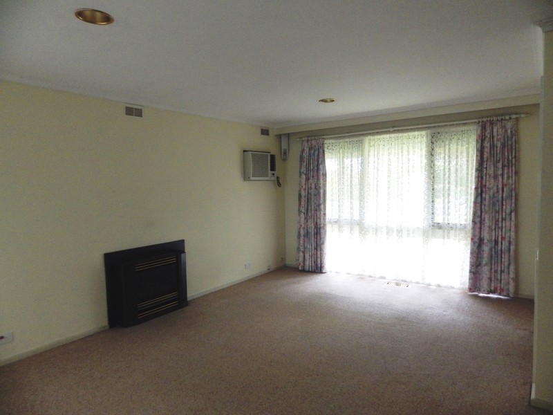 138 Hayrick Lane, Mooroolbark VIC 3138
