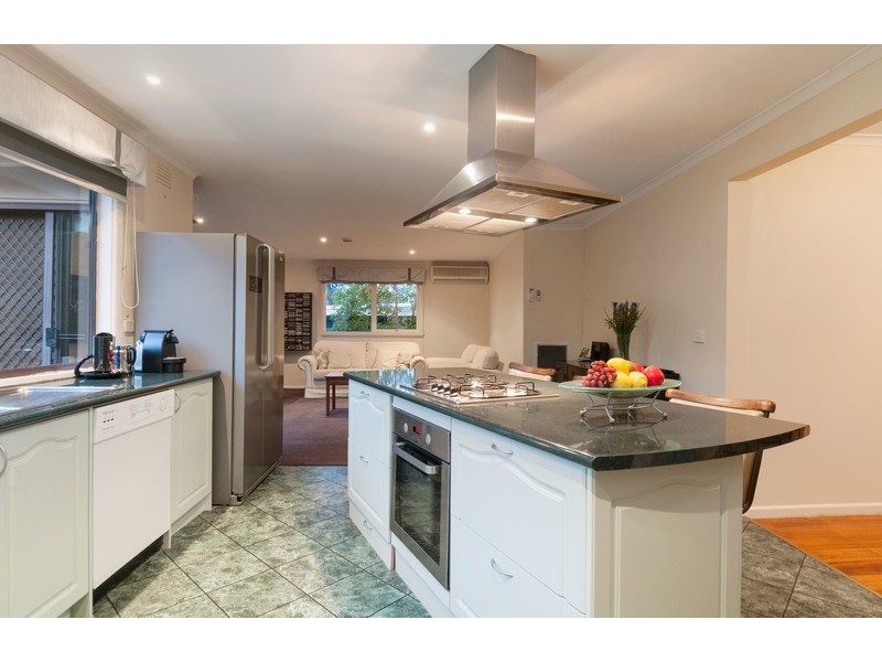 79 Lincoln Road, Croydon VIC 3136