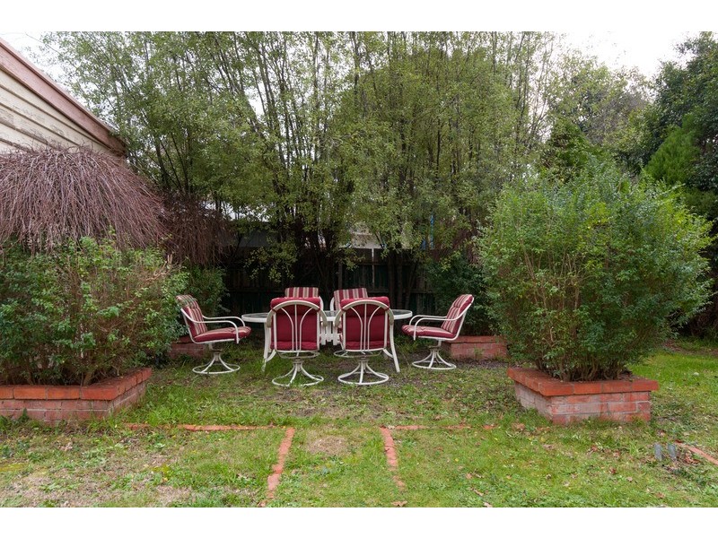 79 Lincoln Road, Croydon VIC 3136