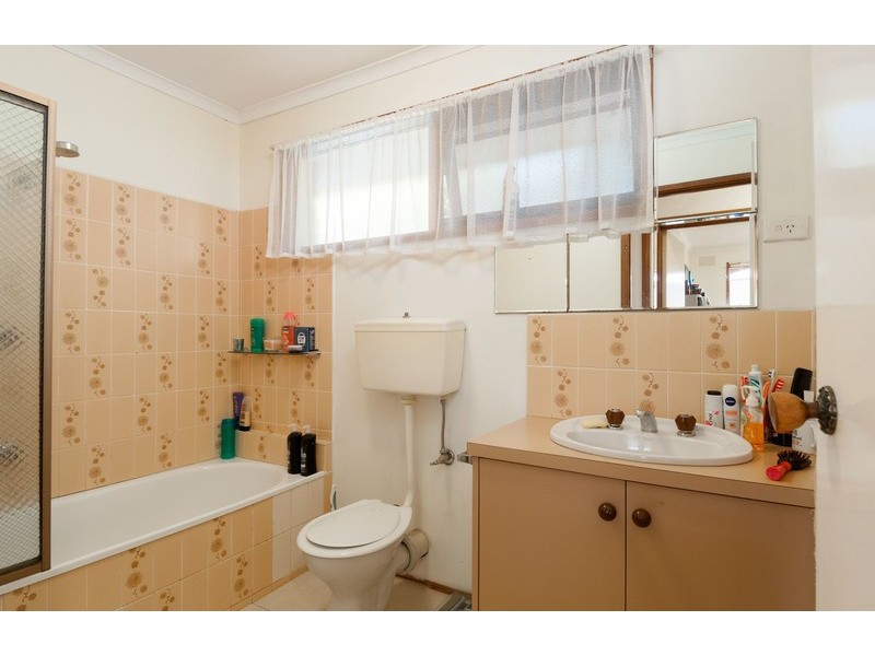 4 Churchill Drive, Mooroolbark VIC 3138