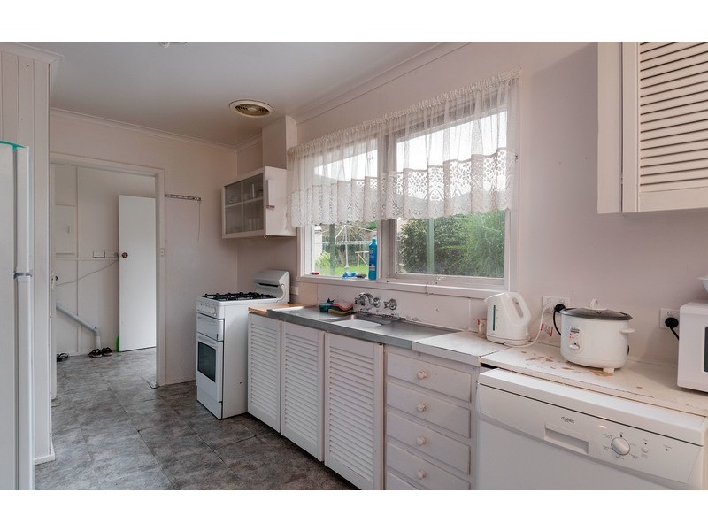 22 Carawa Street, Mooroolbark VIC 3138
