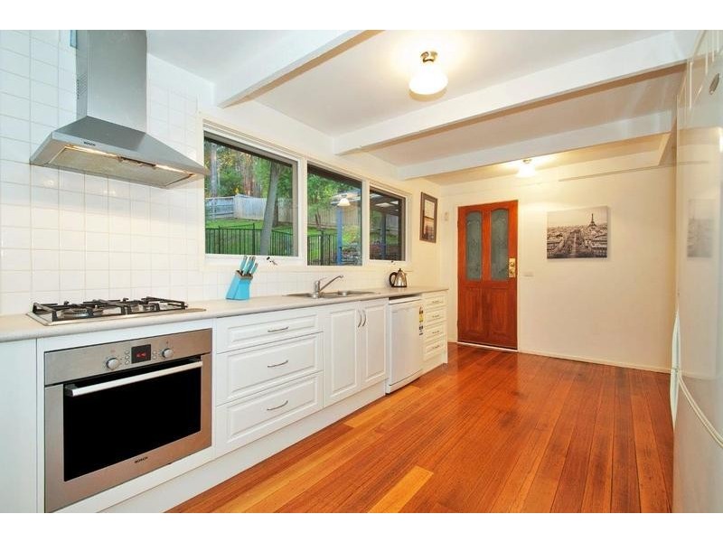 24 Sunrise Hill Road, Montrose VIC 3765