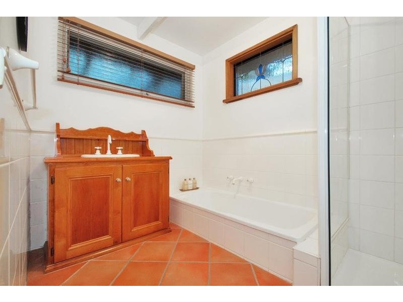 24 Sunrise Hill Road, Montrose VIC 3765