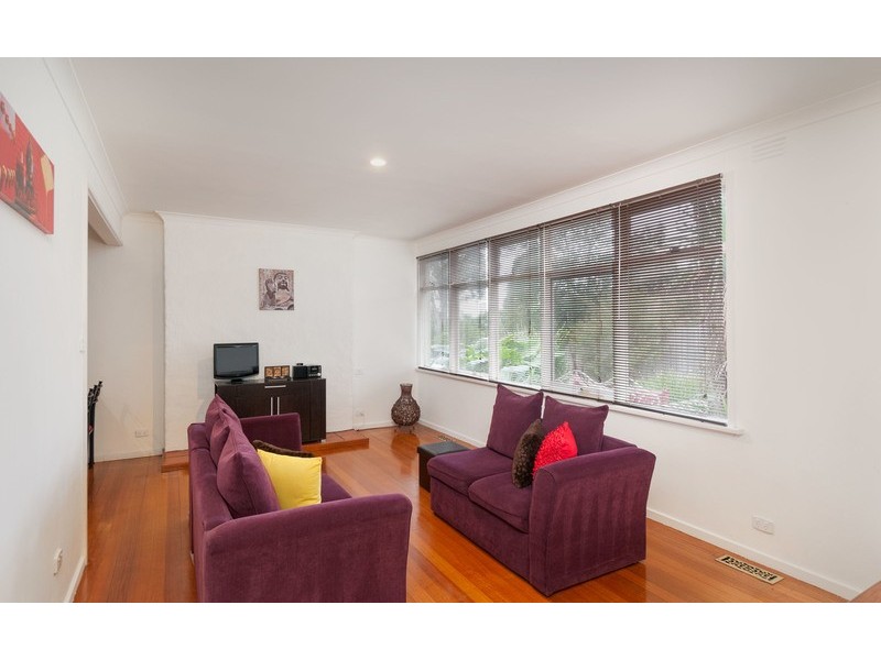 2/27 Humber Road, Croydon VIC 3136