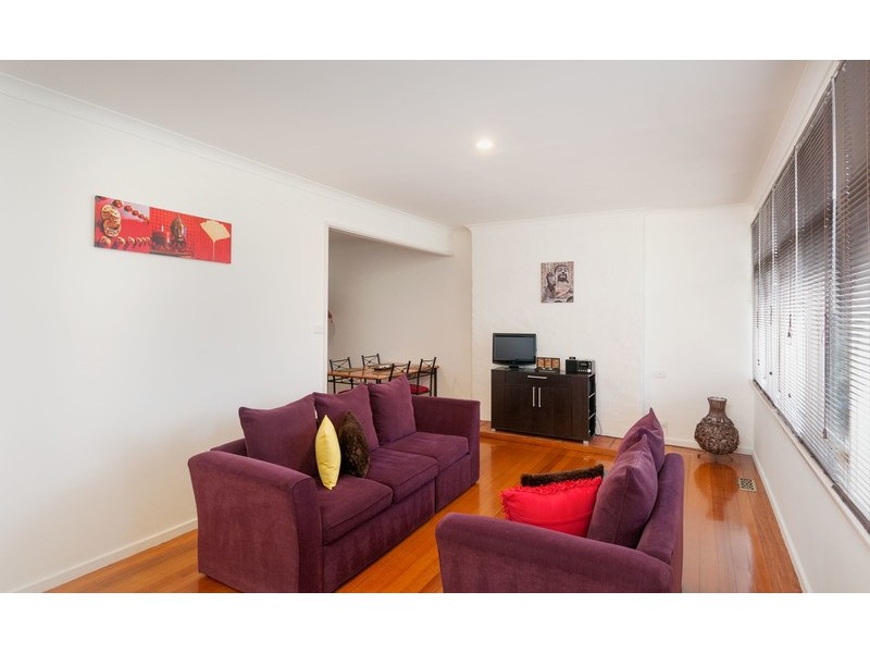 2/27 Humber Road, Croydon VIC 3136