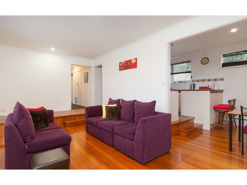 2/27 Humber Road, Croydon VIC 3136