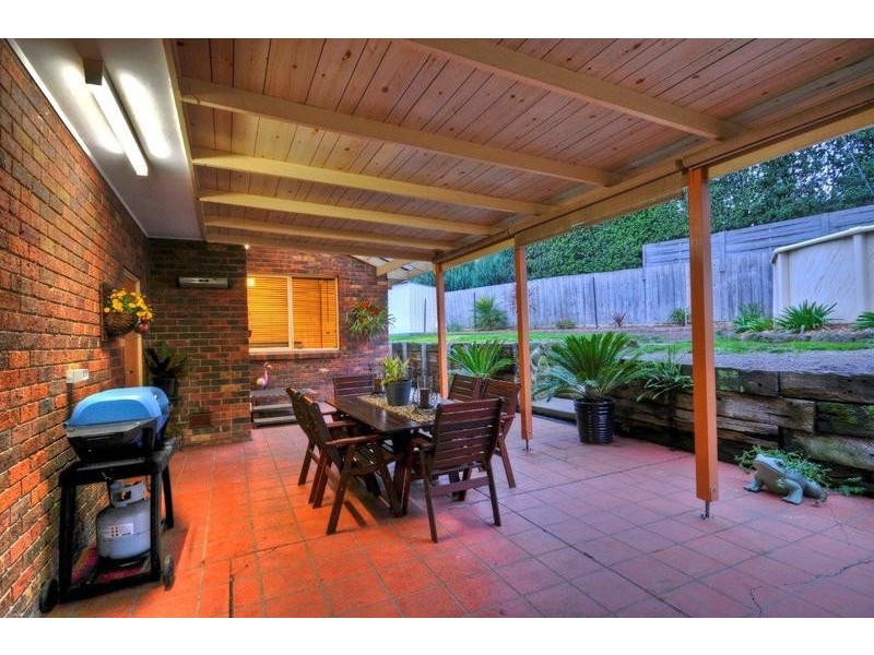 28 Savanna Drive, Mooroolbark VIC 3138