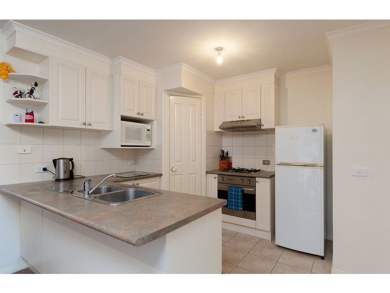 4/23 Lena Grove, Kilsyth VIC 3137