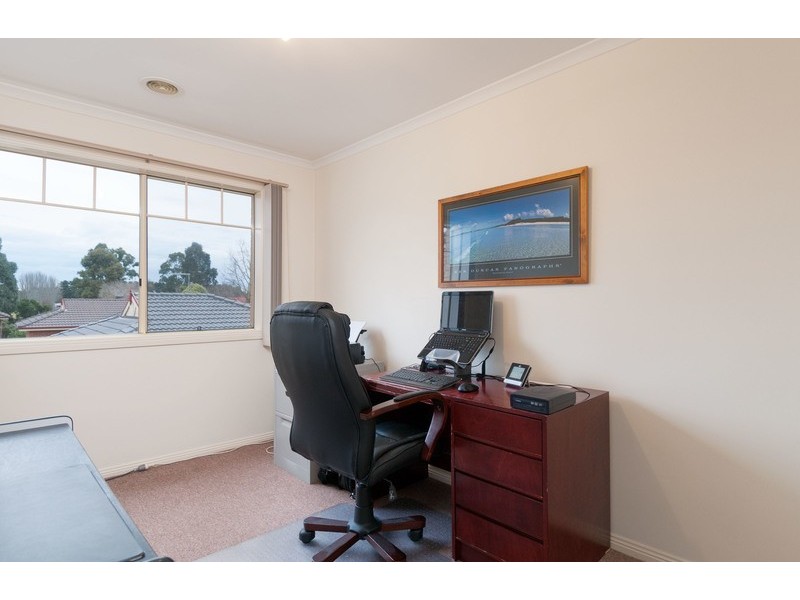 4/23 Lena Grove, Kilsyth VIC 3137