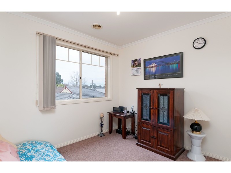 4/23 Lena Grove, Kilsyth VIC 3137
