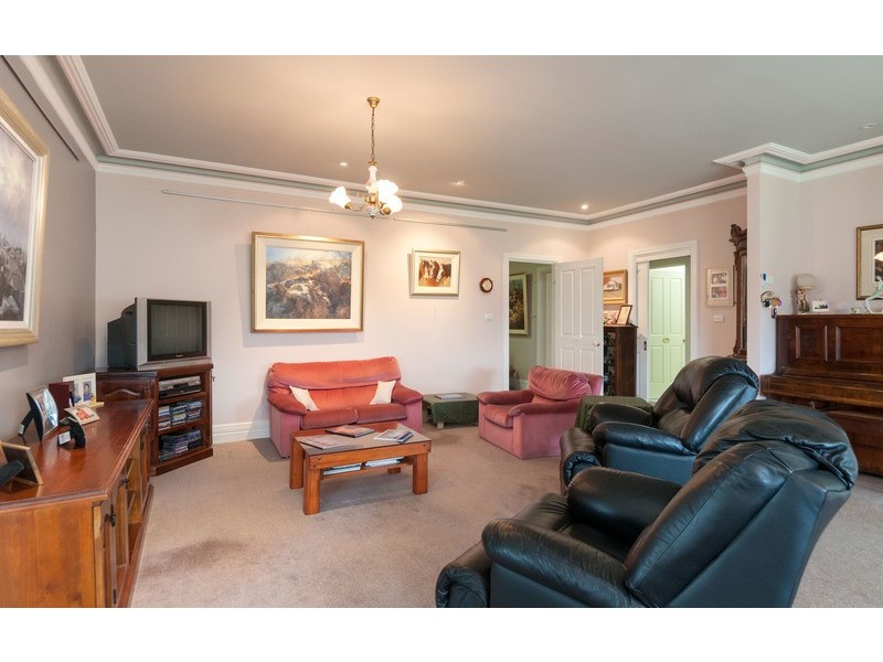 32 Maroondah Highway, Healesville VIC 3777