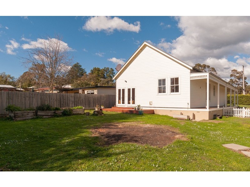 9 John Street, Wandin North VIC 3139