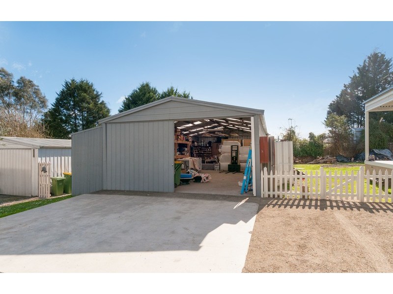 9 John Street, Wandin North VIC 3139