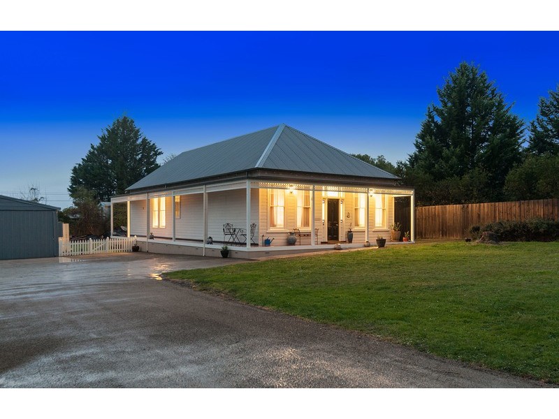 9 John Street, Wandin North VIC 3139