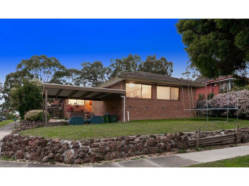 10 Bambra Street, Croydon VIC 3136