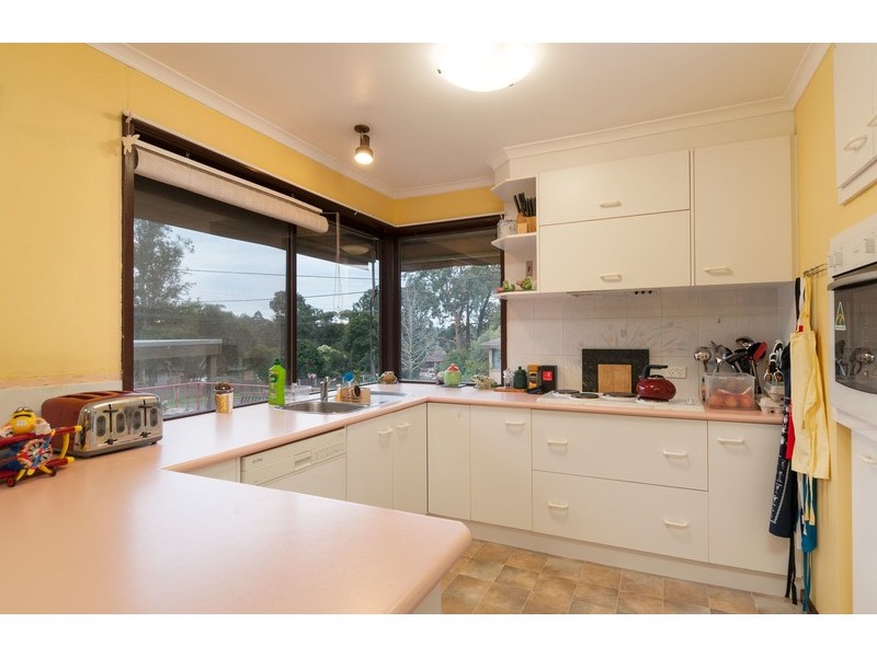 10 Bambra Street, Croydon VIC 3136