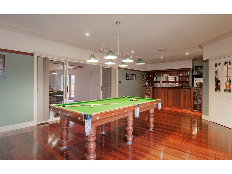 16 Valley Park Drive, Mooroolbark VIC 3138