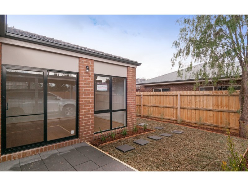3/9 Blackburn Road, Mooroolbark VIC 3138