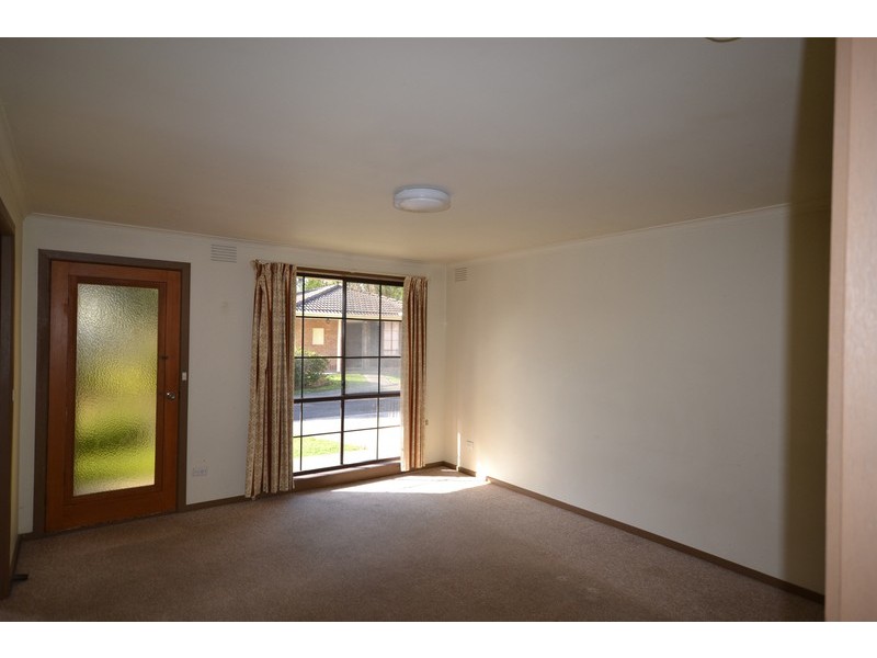 2/94-96 Oban Road, Ringwood North VIC 3134