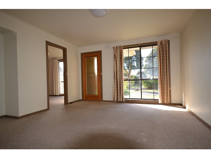 2/94-96 Oban Road, Ringwood North VIC 3134