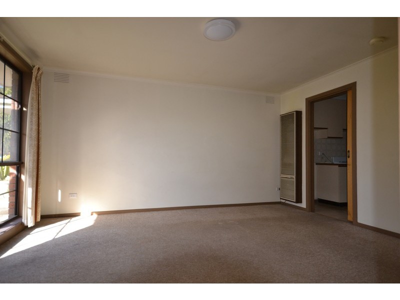 2/94-96 Oban Road, Ringwood North VIC 3134