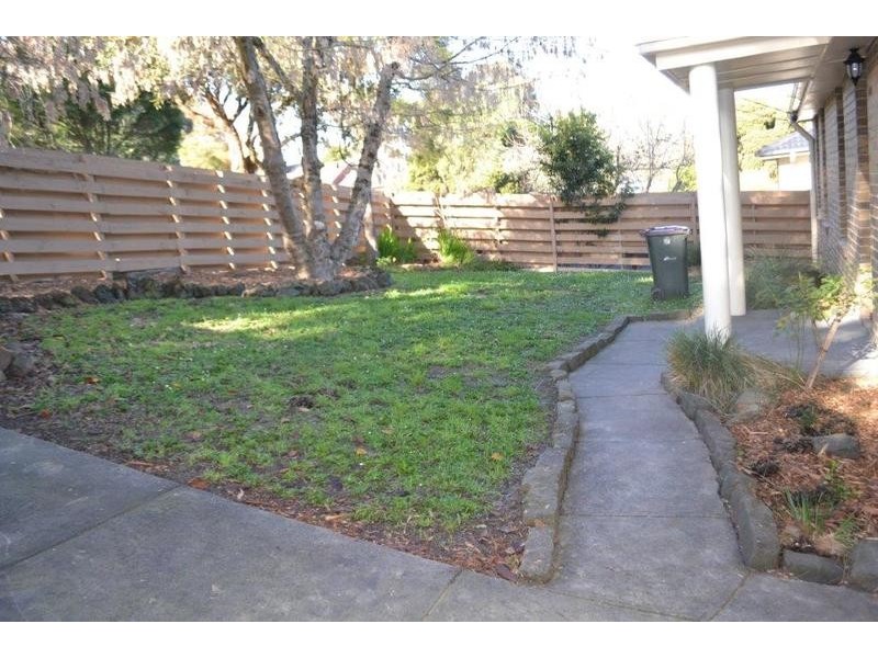 1/19 Newman Road, Mooroolbark VIC 3138