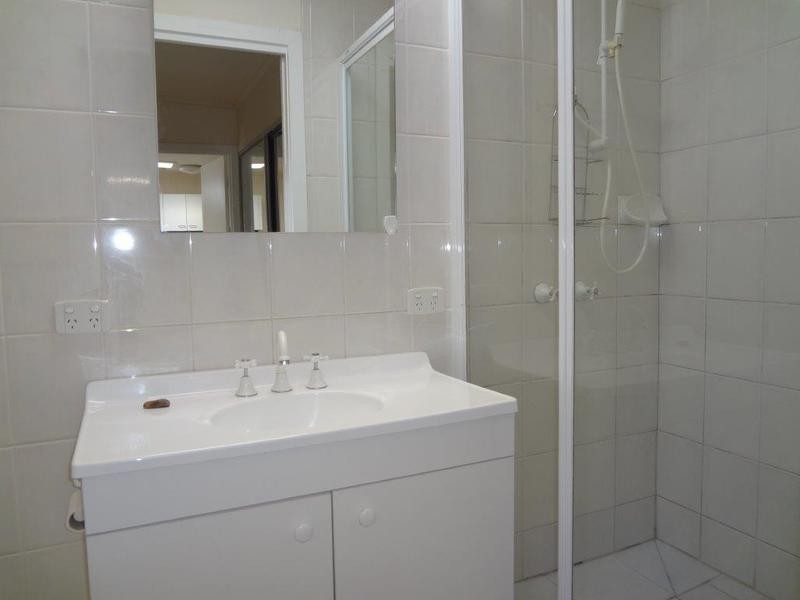 Rear/8 Carawa Street, Mooroolbark VIC 3138