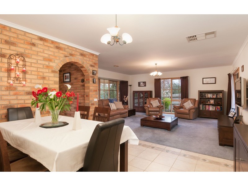 125 Taylor Road, Mooroolbark VIC 3138