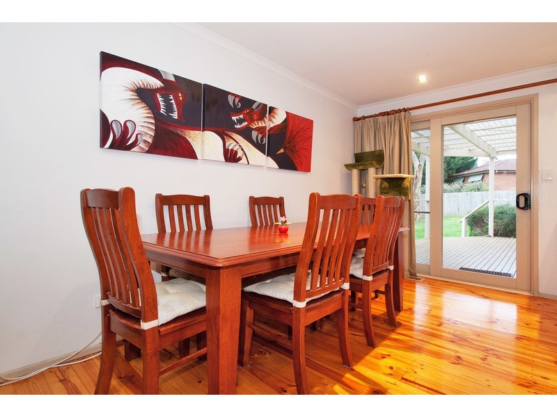 41 Barker Drive, Mooroolbark VIC 3138