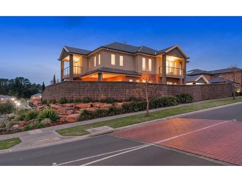 84 Larbert Road, Mooroolbark VIC 3138