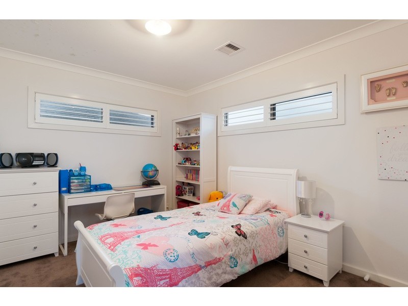 84 Larbert Road, Mooroolbark VIC 3138