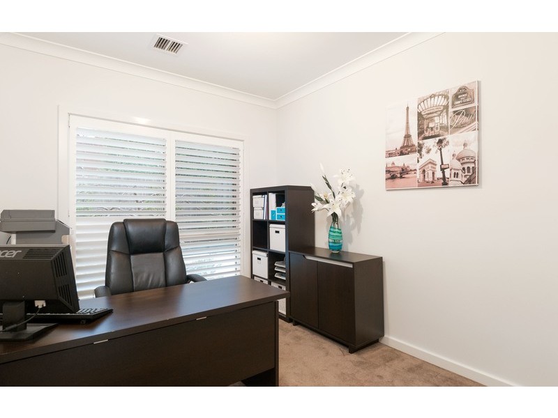 84 Larbert Road, Mooroolbark VIC 3138