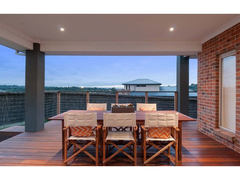 84 Larbert Road, Mooroolbark VIC 3138