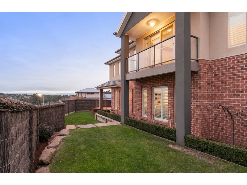 84 Larbert Road, Mooroolbark VIC 3138