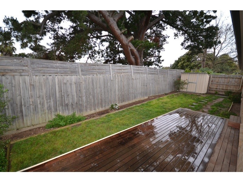 66a Blazey Road, Croydon South VIC 3136