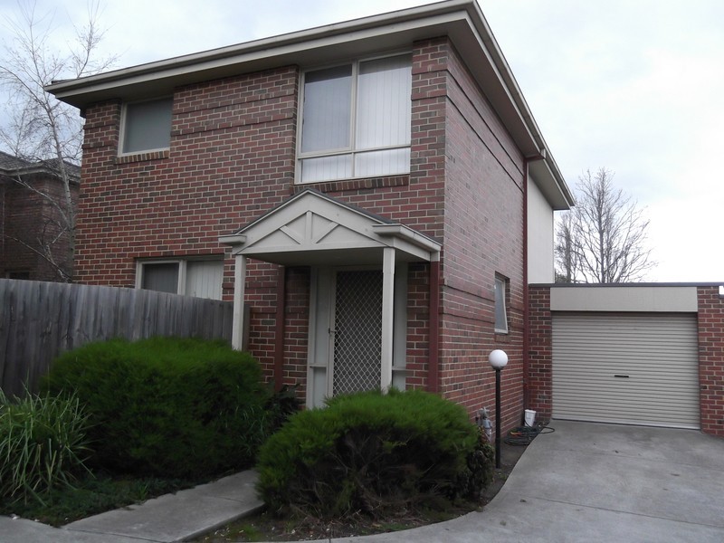 8/2-4 Station Street, Mooroolbark VIC 3138