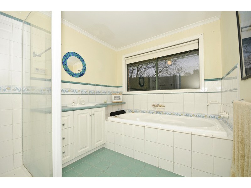 11 Lilac Rise, Lilydale VIC 3140