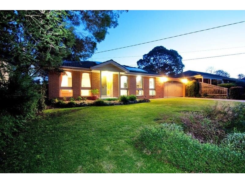 24 Morokai Grove, Lilydale VIC 3140