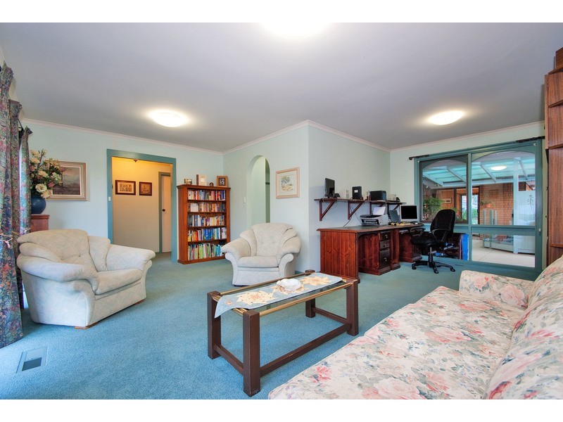 24 Morokai Grove, Lilydale VIC 3140