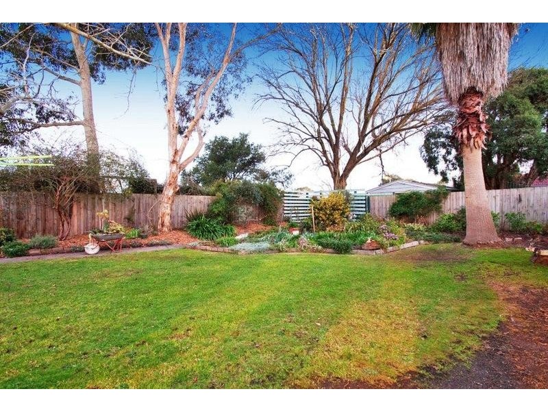24 Morokai Grove, Lilydale VIC 3140
