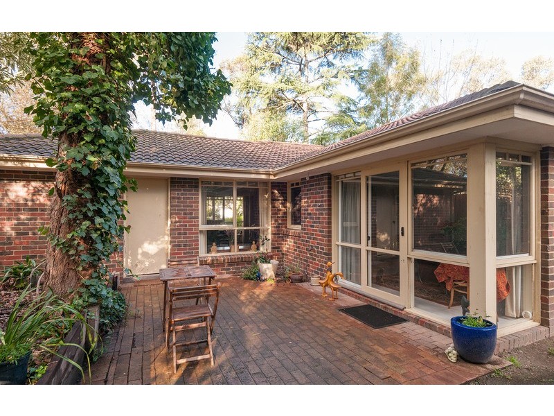 6 Silverley Road, Croydon VIC 3136