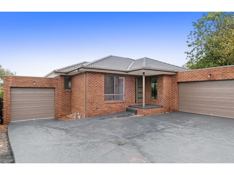9a Aintree Street, Mooroolbark VIC 3138